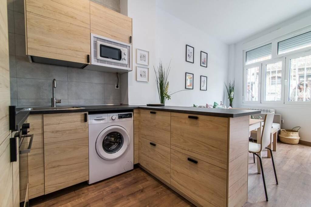 #15Pin-2 Apartamento De Un Dormitorio Plaza Castilla Мадрид Екстериор снимка